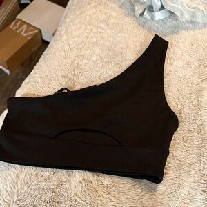 Forever 21 Black One-Shoulder Crop Top